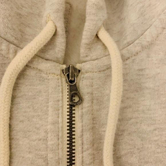 Gap hoodie in large tall - Picture 2 of 5